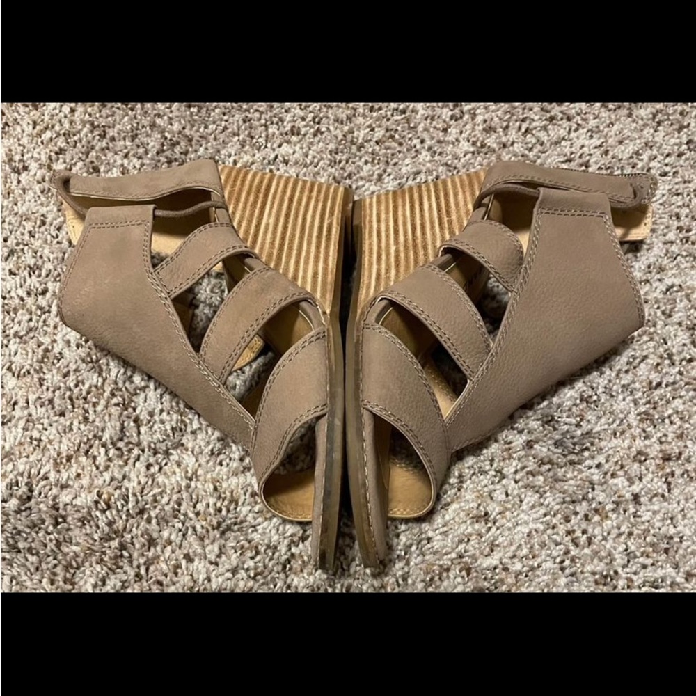 Lucky Brand Joellen Wedges Size 7.5